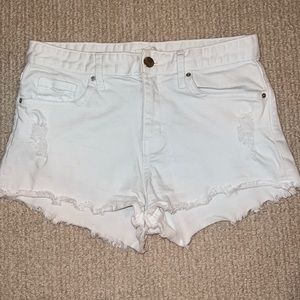 white jean shorts. size 4